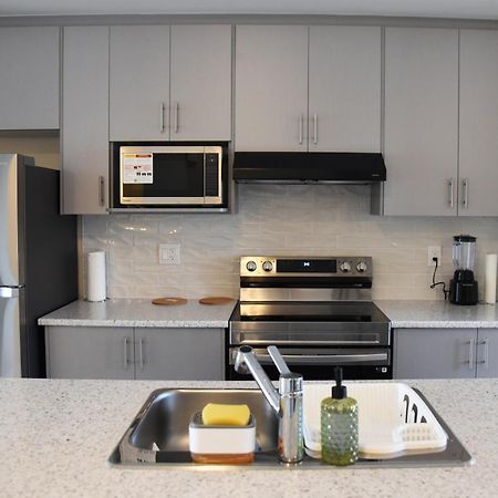 Have Whole House To Yourself Thorold ภายนอก รูปภาพ